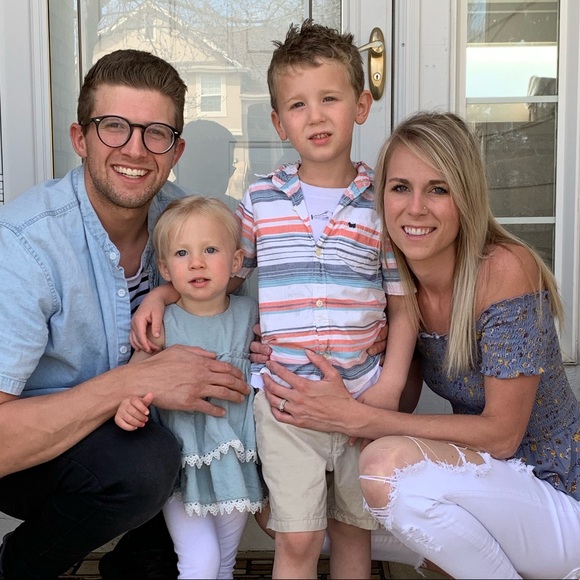 Meet your Posher, Jenae - Picture 1 of 1